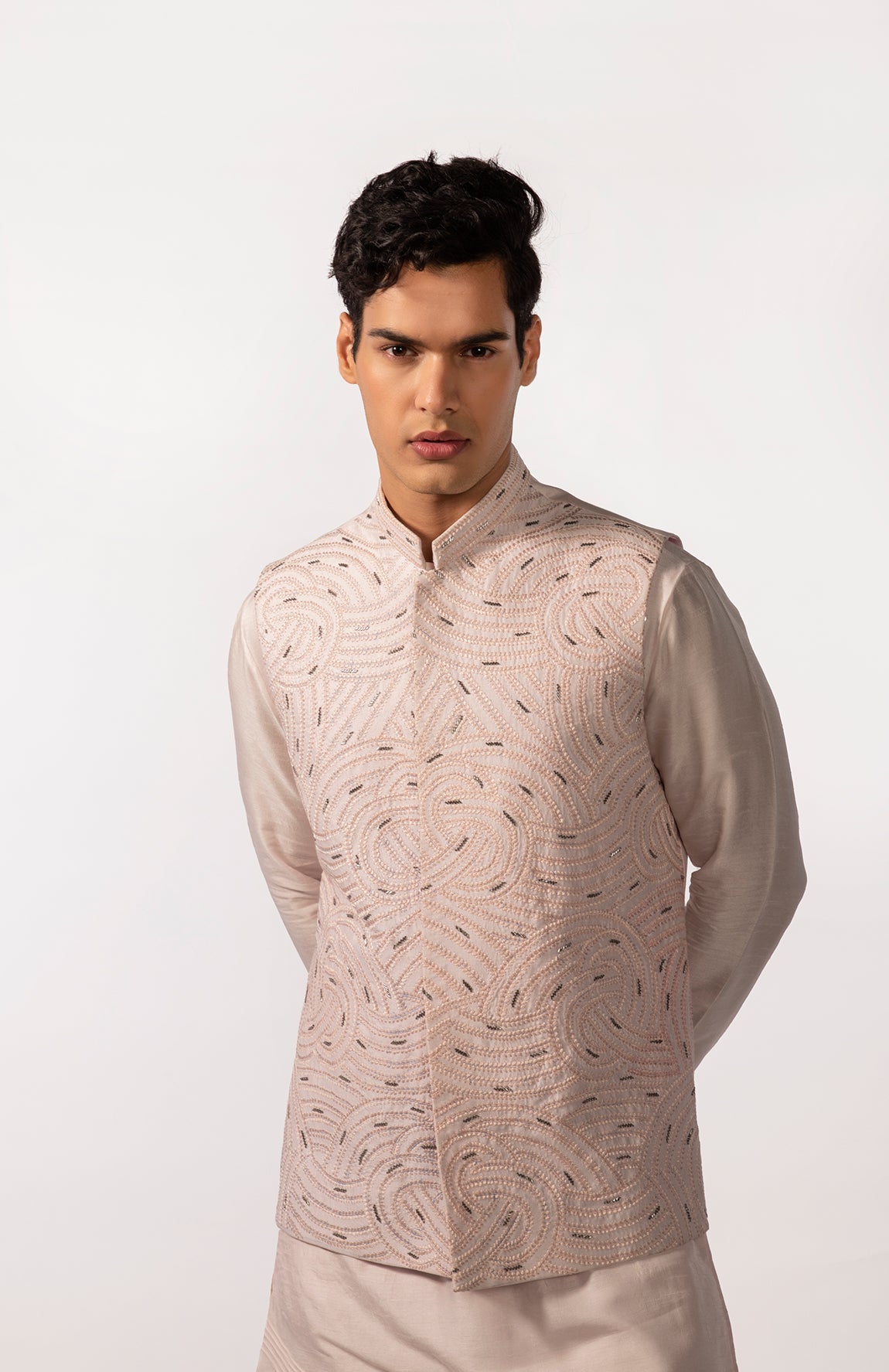 BLUSH PINK HEAVY EMBRIODERED BUNDI
