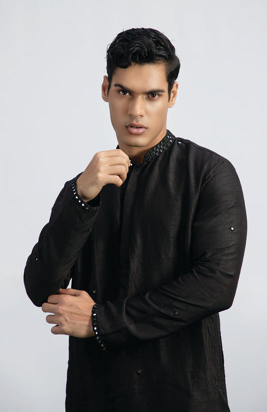 BLACK MIRROR KURTA SET