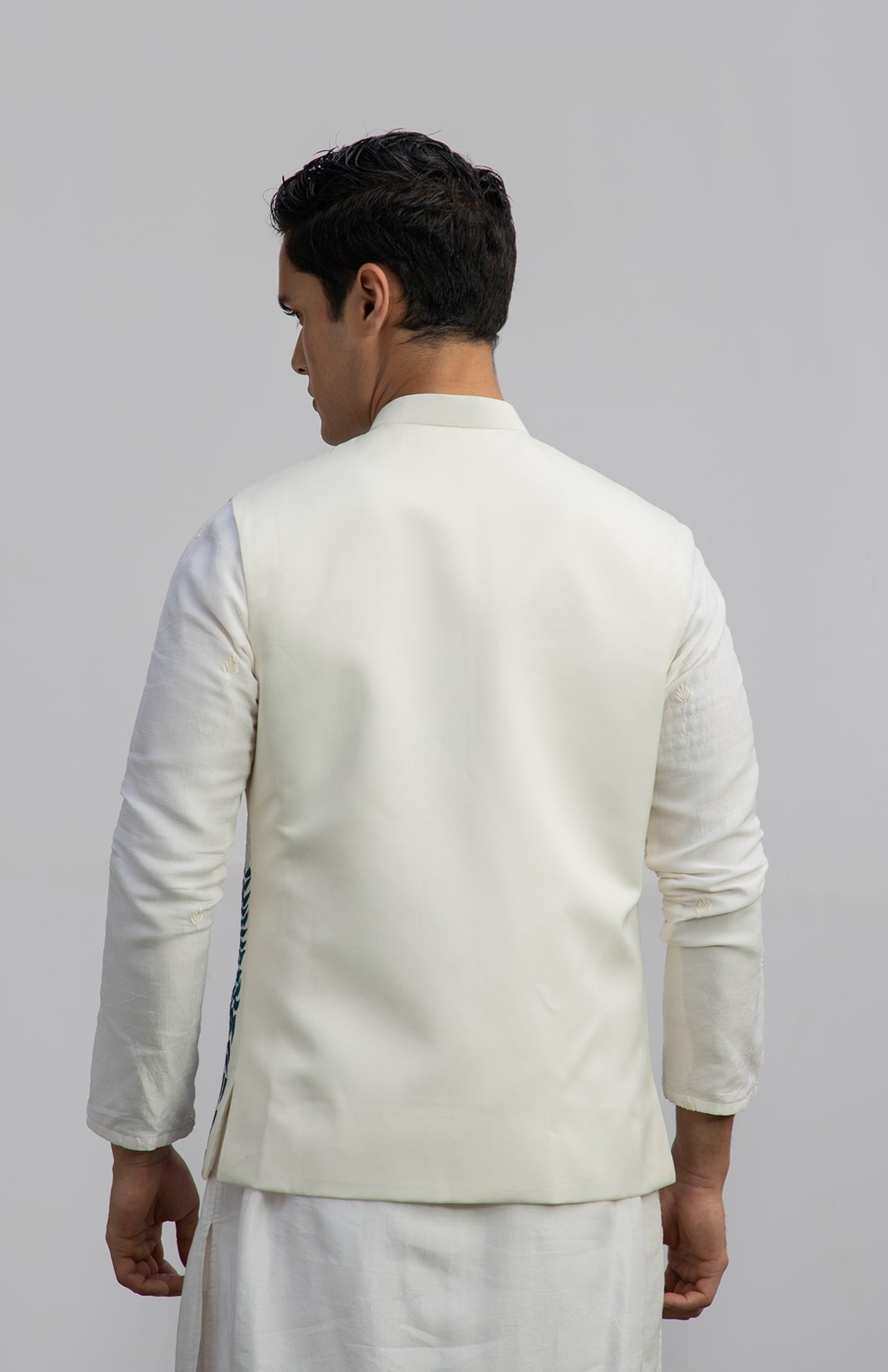 IVORY SHADED EMBRIODERED BUNDI