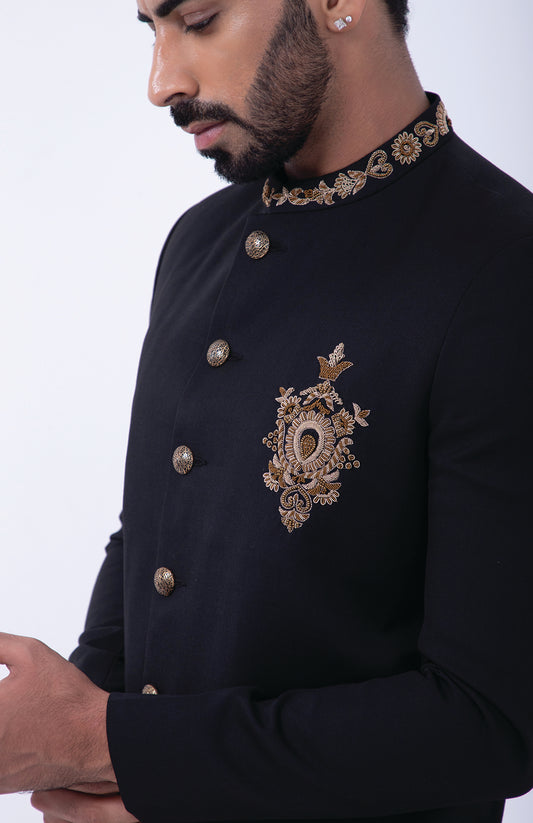 BLACK GOLDEN EMB MOTIF BANDGHALA SET