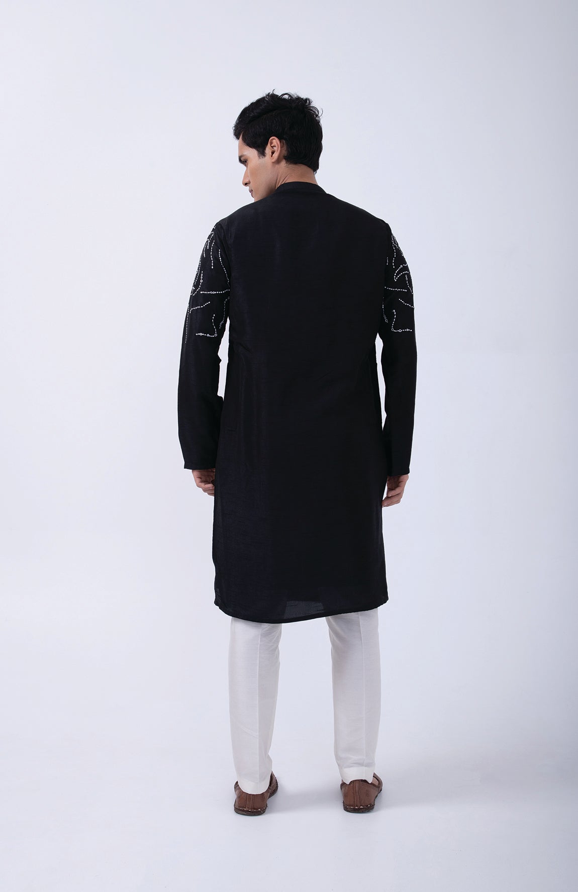 BLACK ABSTRACT EMBRIODERED KURTA SET