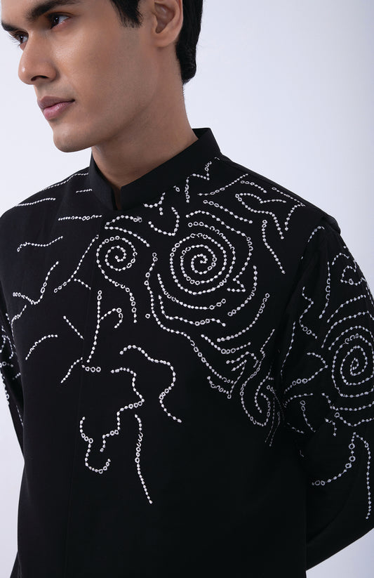 BLACK ABSTRACT EMBRIODERED BUNDI