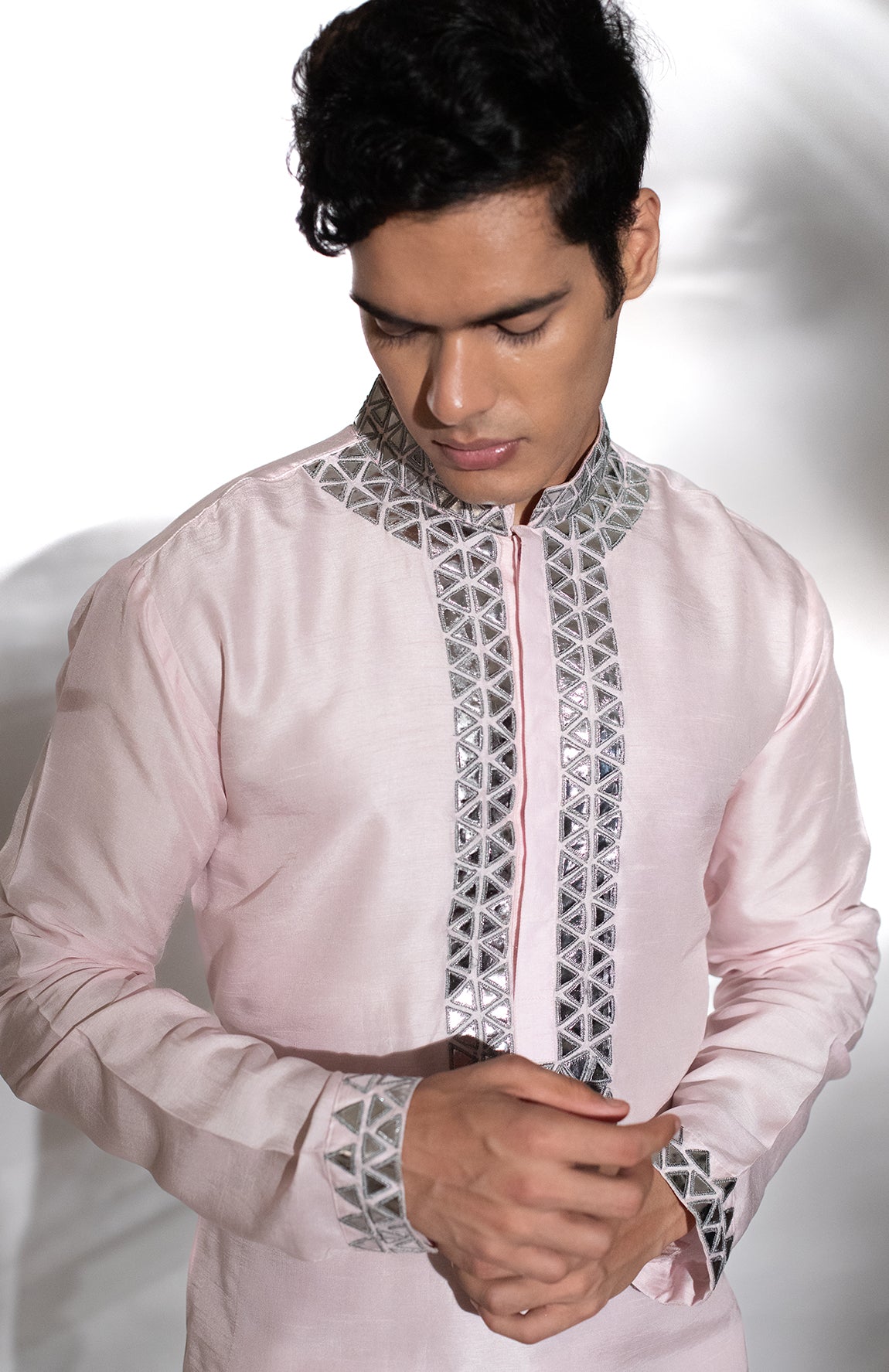LIGHT PINK APPLIQUE KURTA SET