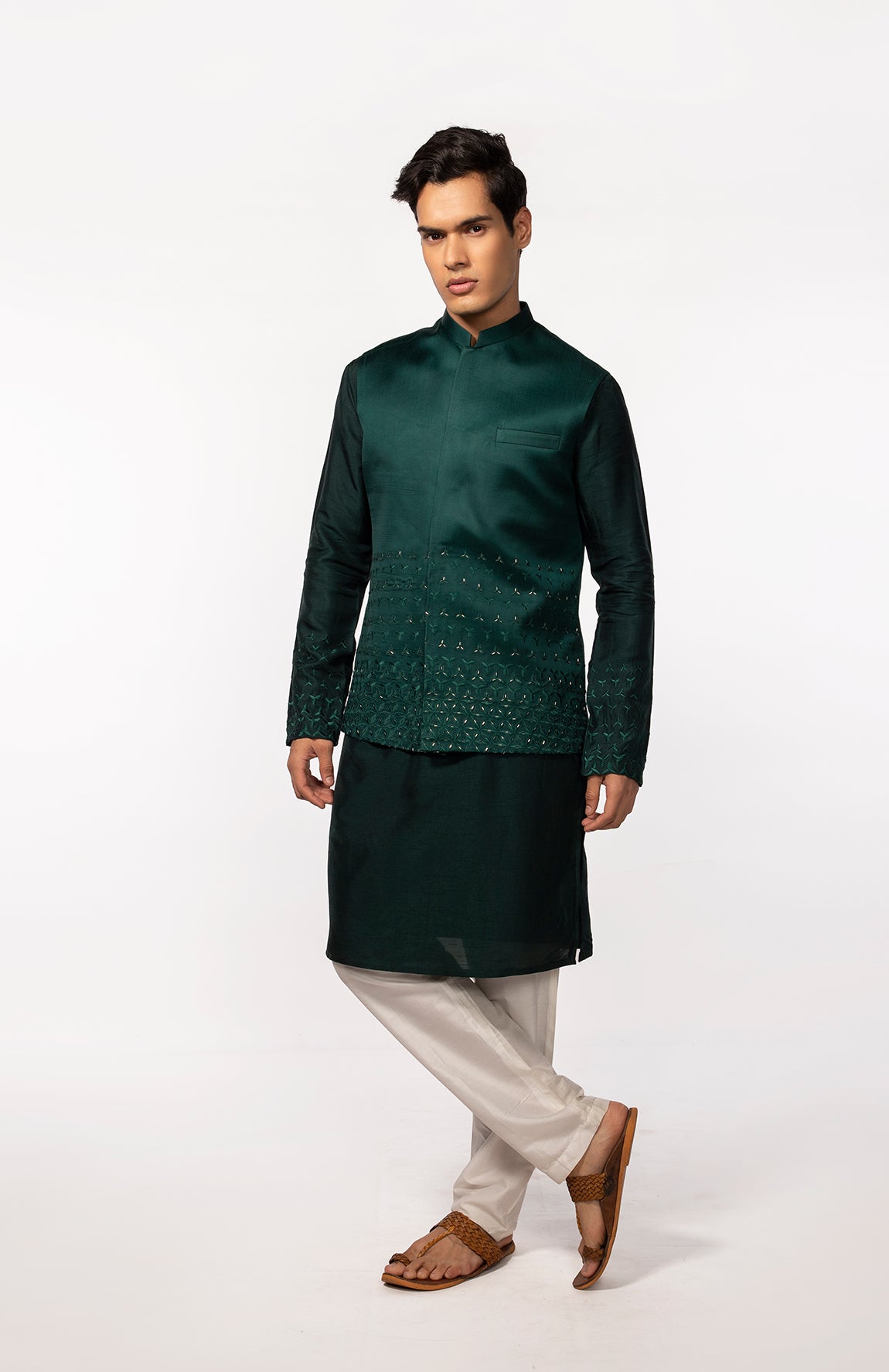 BOTTLE GREEN EMBROIDERED BUNDI WITH BOTTLE GREEN EMBROIDERED KURTA SET