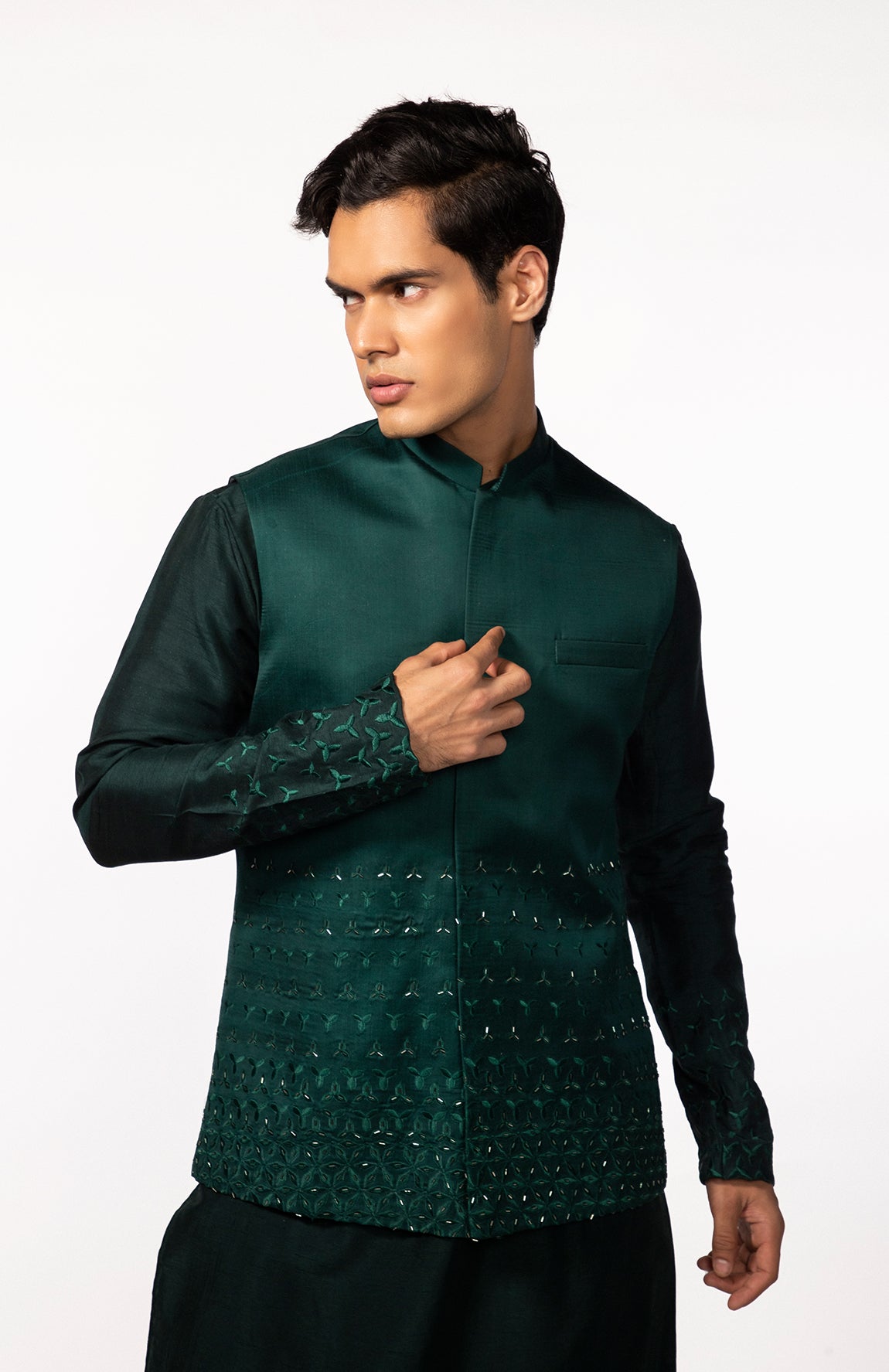 BOTTLE GREEN EMBROIDERED BUNDI WITH BOTTLE GREEN EMBROIDERED KURTA SET