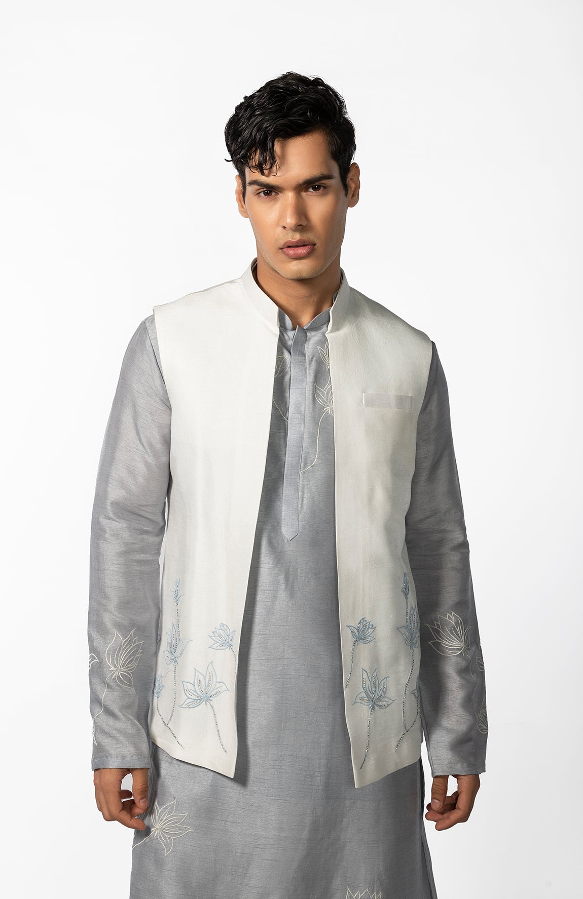 IVORY LOTUS OPEN BUNDI