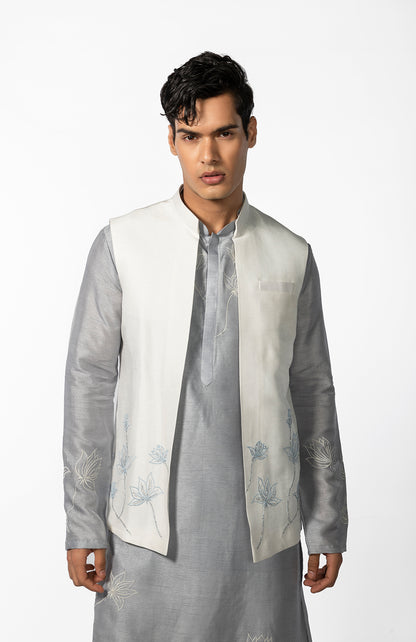 IVORY LOTUS OPEN BUNDI