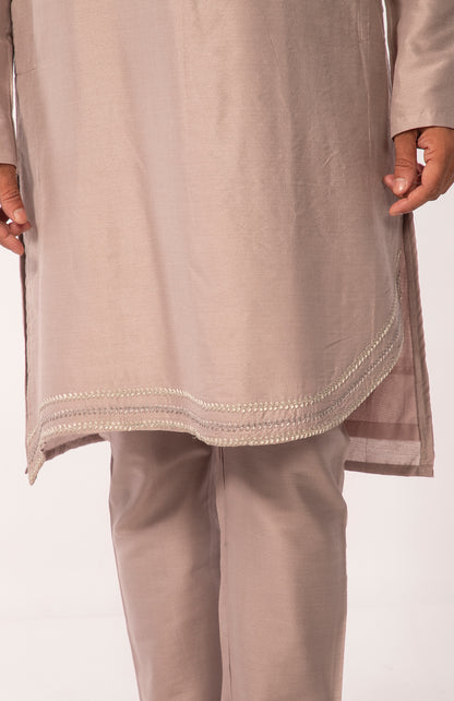 MAUVE EMBROIDERED KURTA