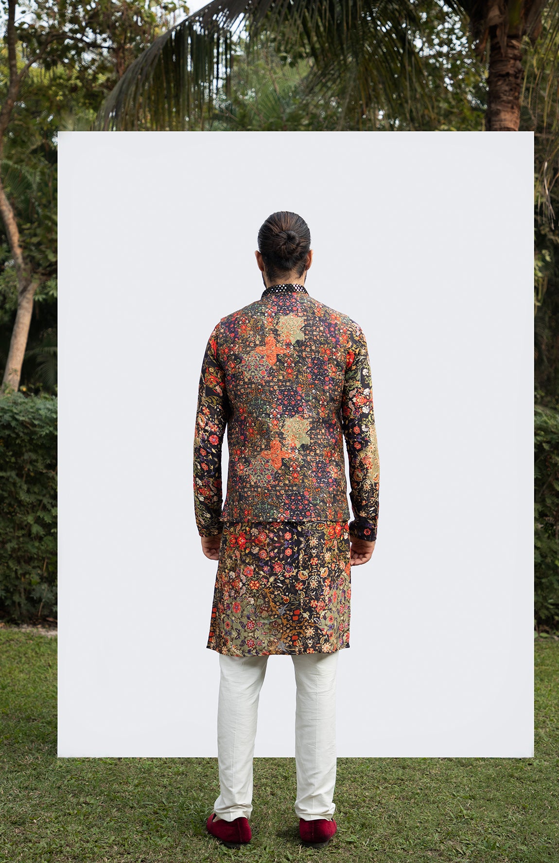 BLACK PRINTED MIRROR KURTA WITH BUNDI SET