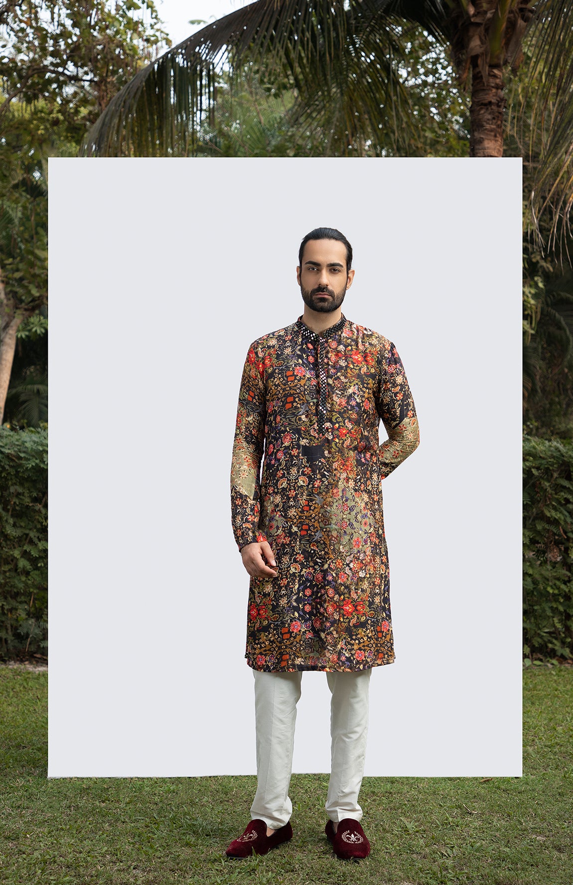 BLACK PRINTED MIRRORWORK KURTA SET