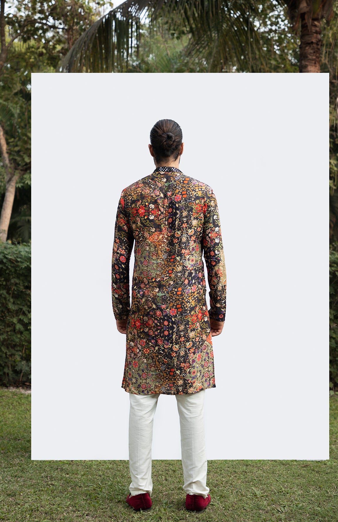 BLACK PRINTED MIRRORWORK KURTA SET