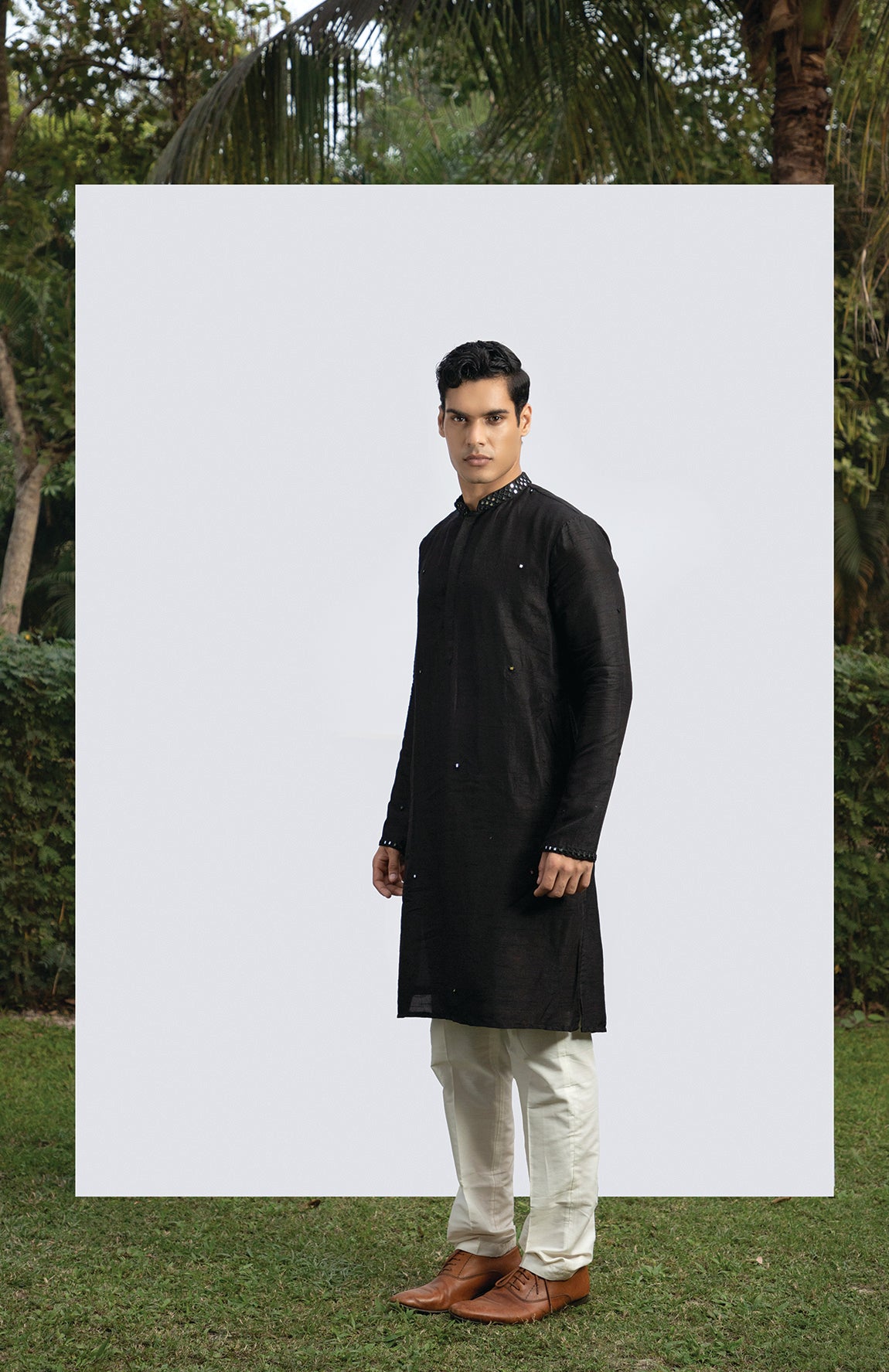 BLACK MIRROR KURTA SET