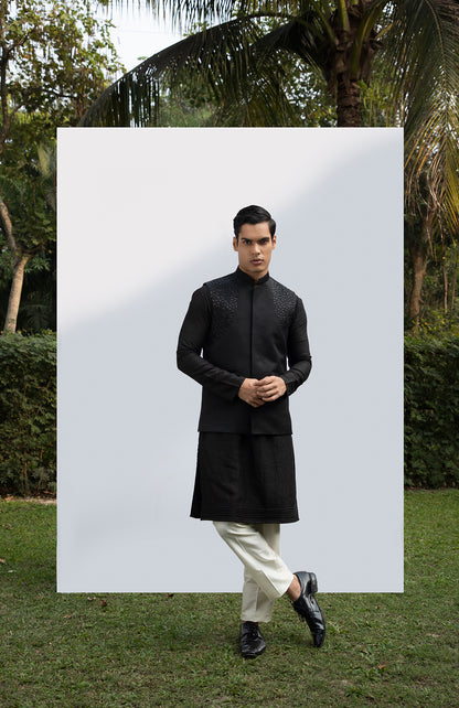 BLACK EMBELLISHED BUNDI