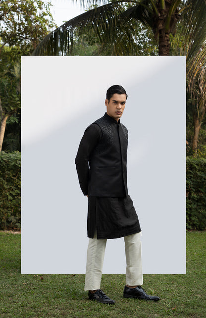 BLACK EMBELLISHED BUNDI