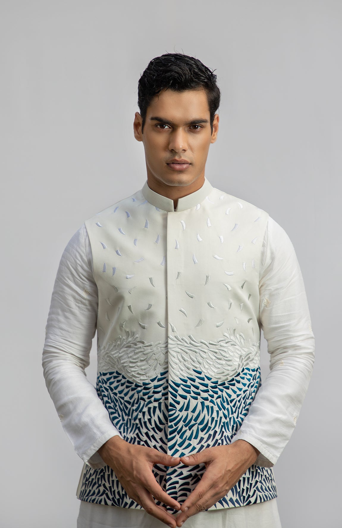 IVORY SHADED EMBRIODERED BUNDI