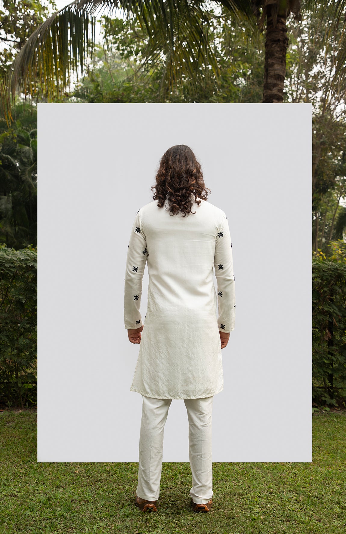 IVORY KURTA WITH BLACK MOTIF KURTA SET