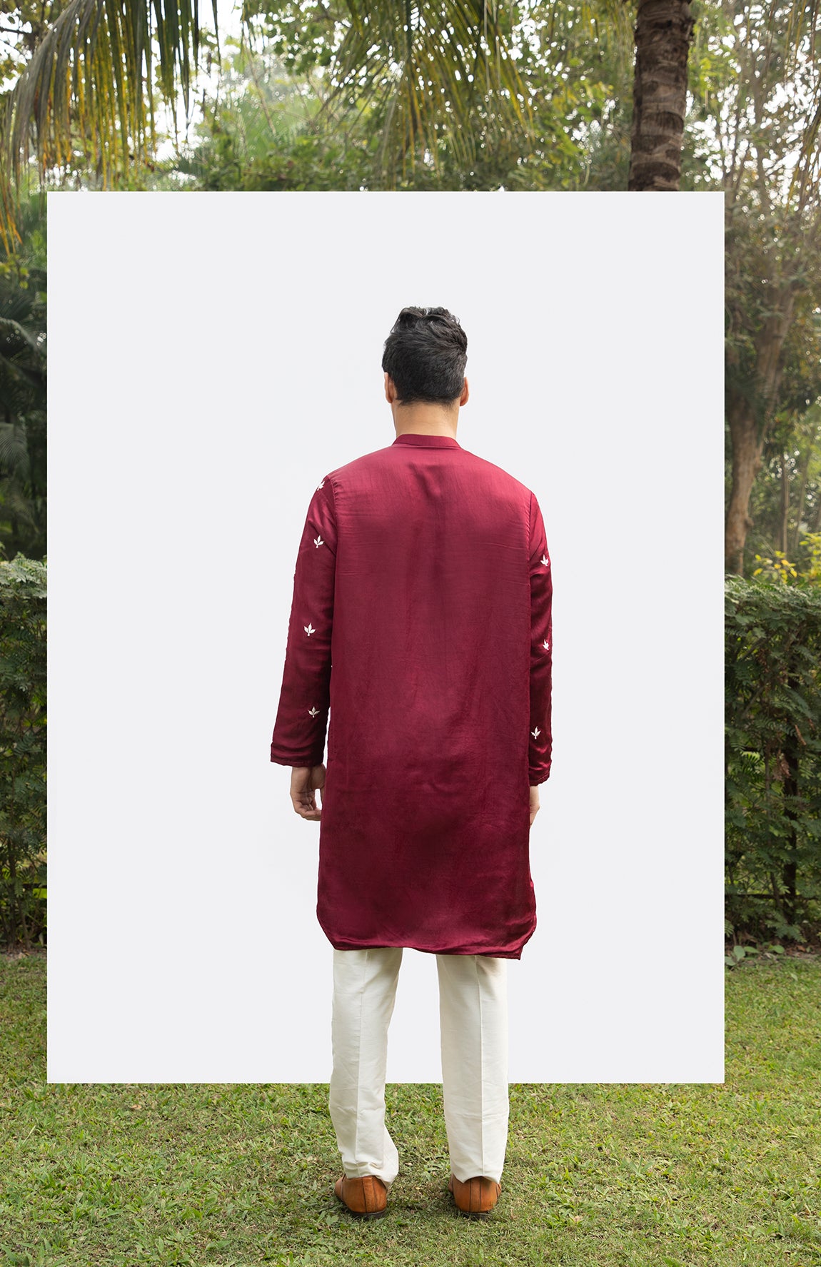 MAROON FRONT-OPEN MOTIF KURTA SET WITH DUPATTA