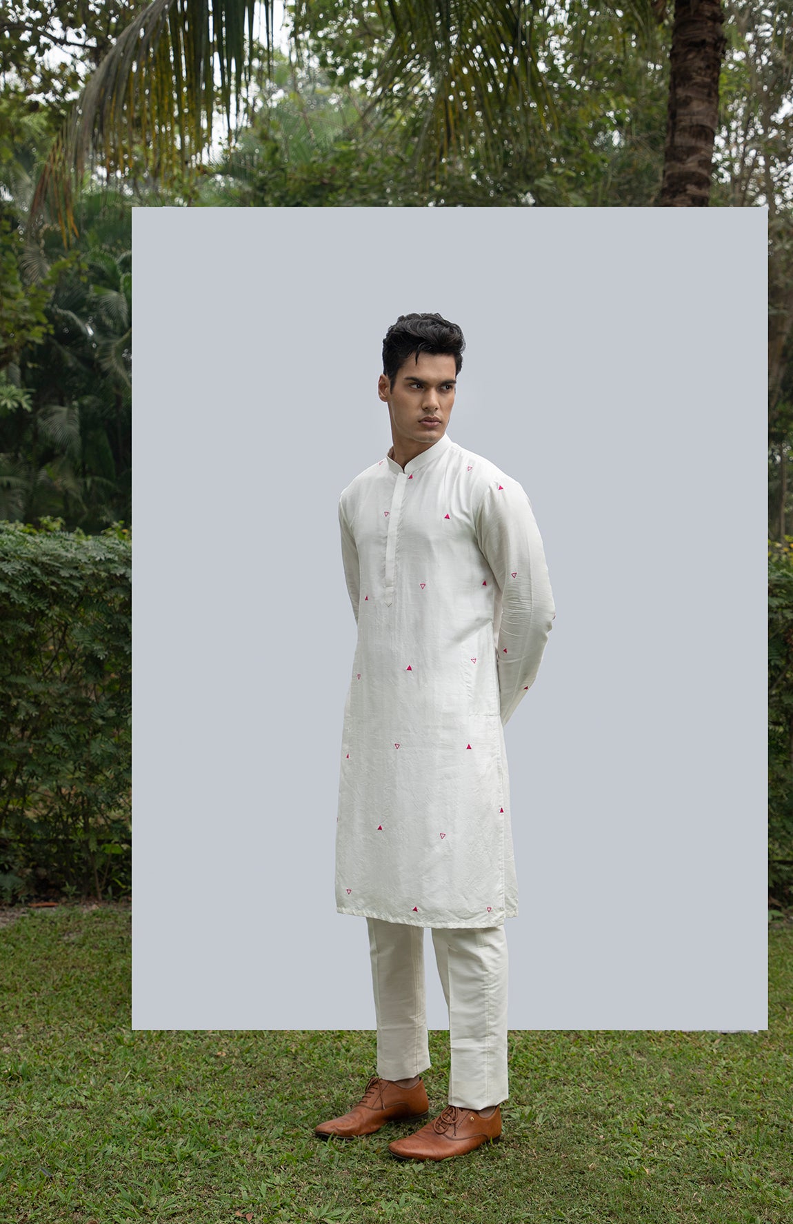 IVORY KURTA WITH HOT PINK MOTIF KURTA SET
