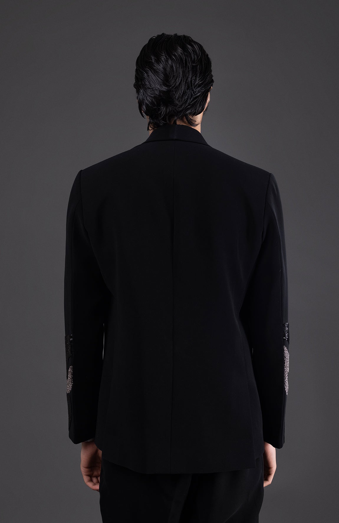 ROOTS TUX