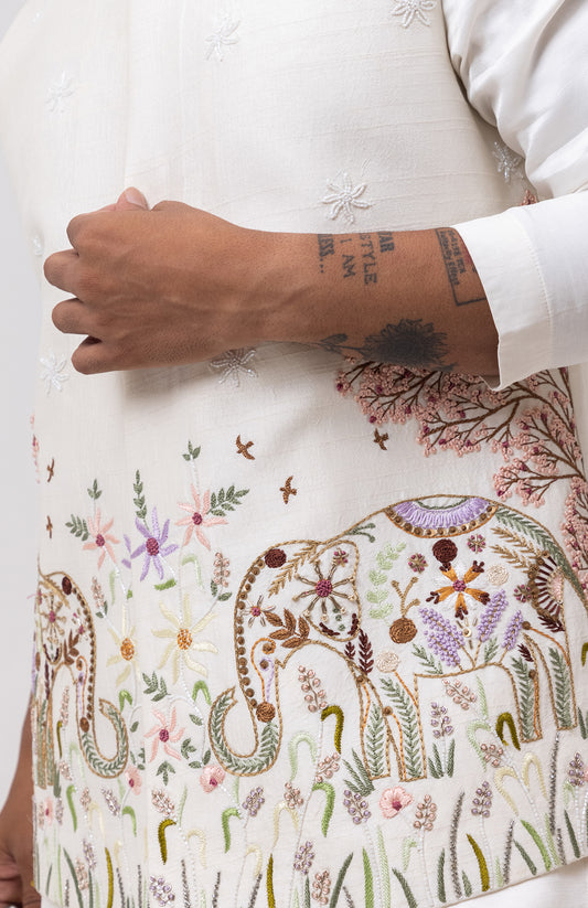 ELEPHANT DESIGNER NEHRU JACKET / BUNDI