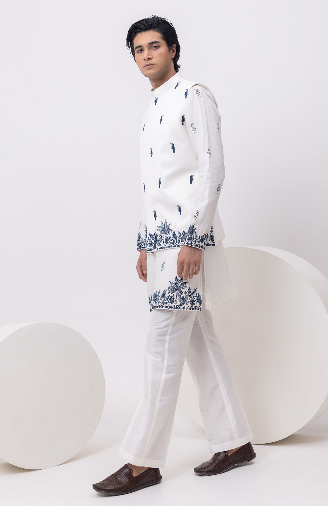 MACAW DESIGNER NEHRU JACKET WITH KURTA & PANT SET