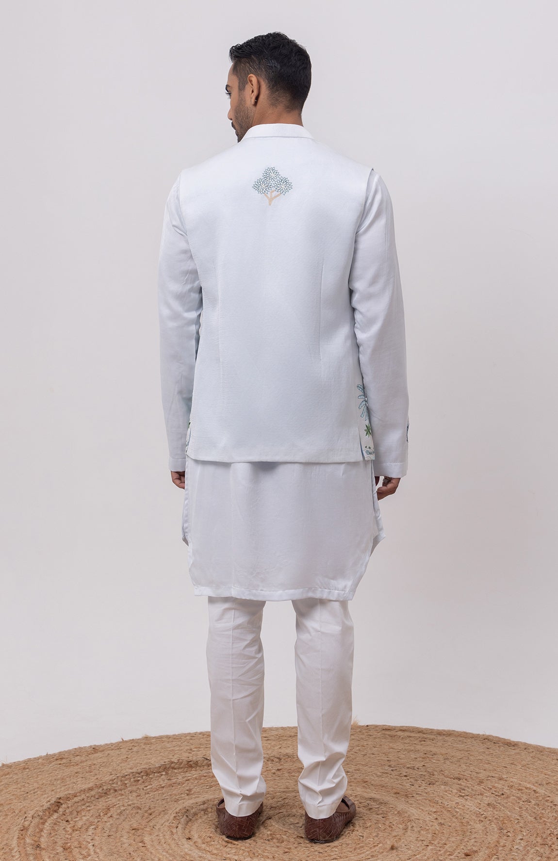 VRINDAVAN NEHRU JACKET / BUNDI