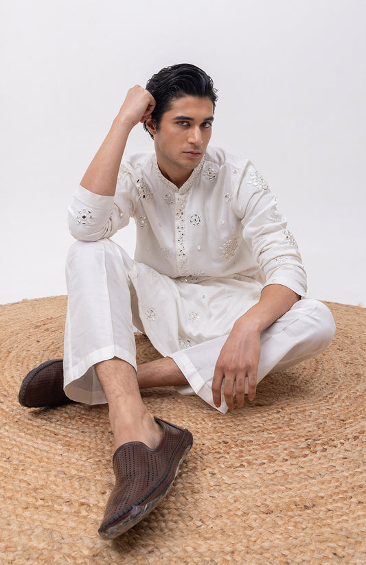 CHAAND IN PARADISE - DESIGNER KURTA FOR MEN