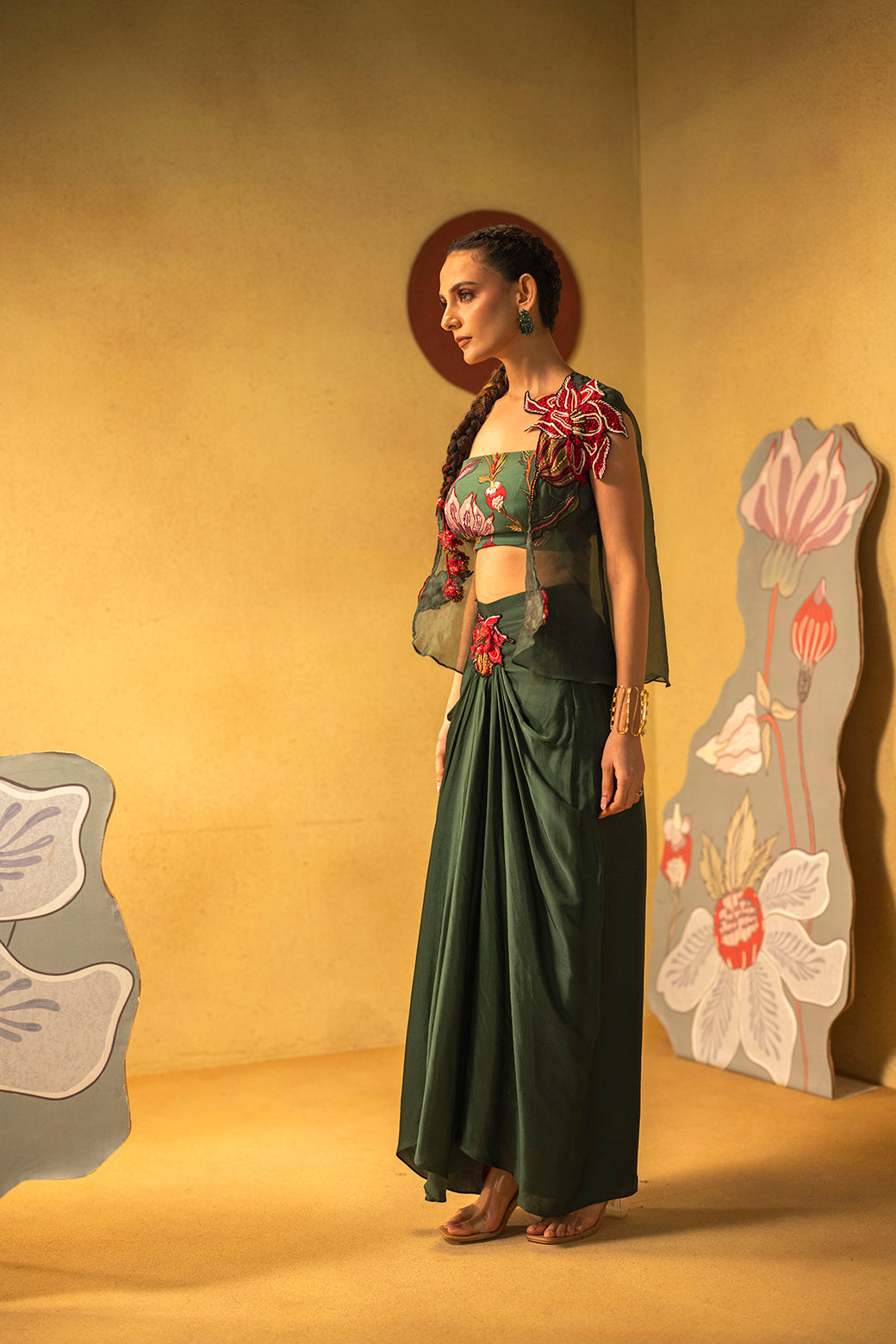 GREEN FLORA CAPE SET
