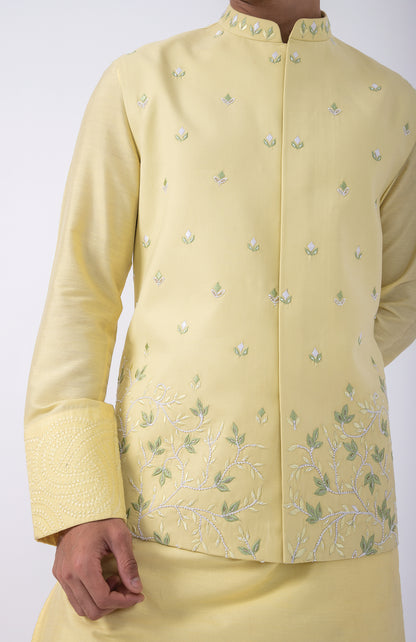 YELLOW-WHITE SLEEVE EMB BUNDI