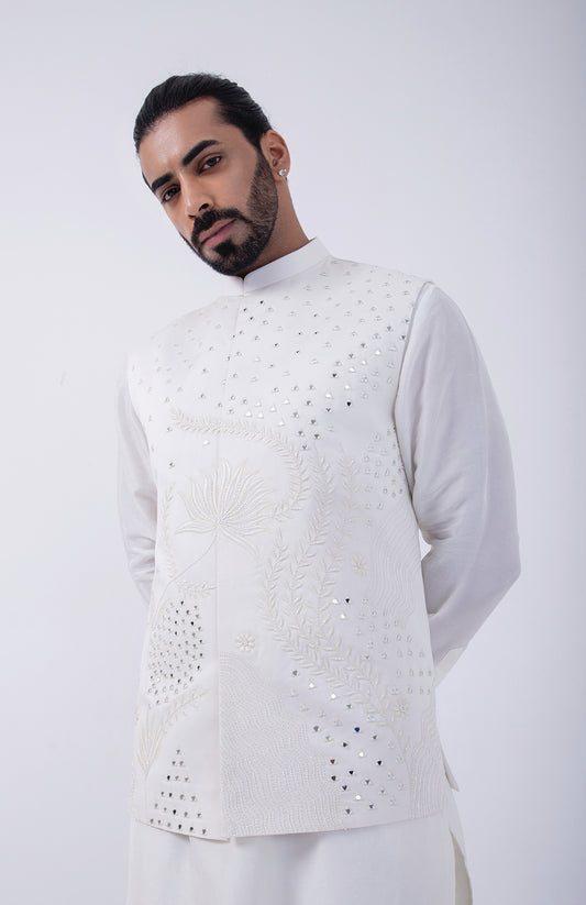 IVORY LOTUS WATERDROPS BUNDI