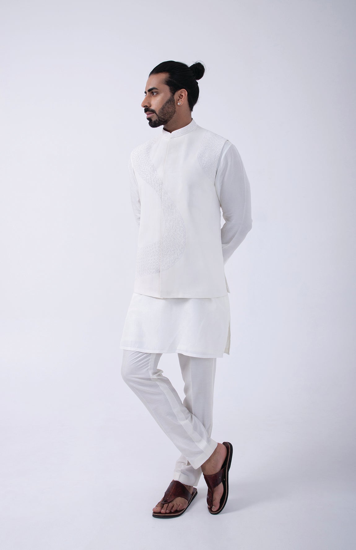 IVORY WAVE KARDANA BUNDI