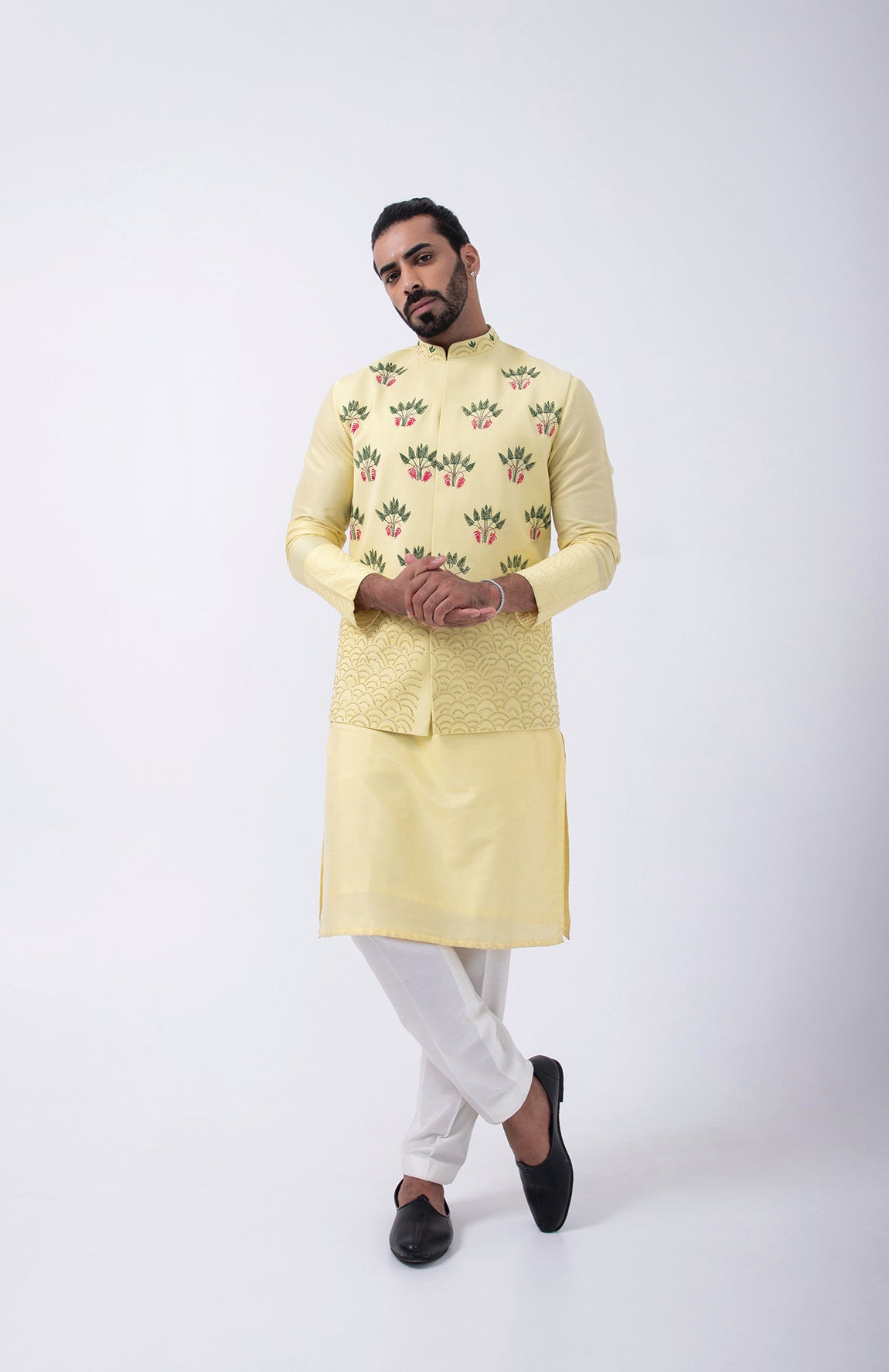 YELLOW FLYING FLORALS BUNDI