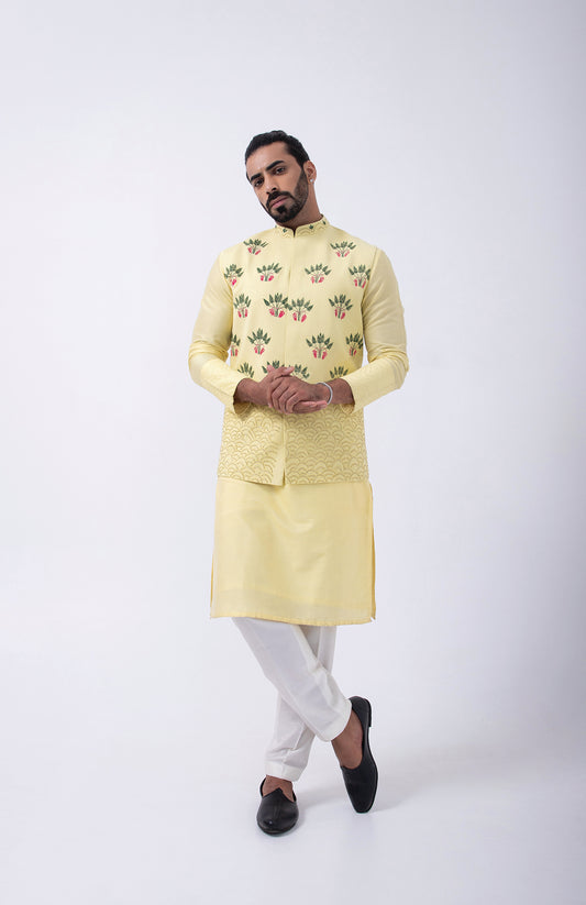 YELLOW FLYING FLORALS BUNDI