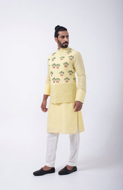 YELLOW FLYING FLORALS BUNDI